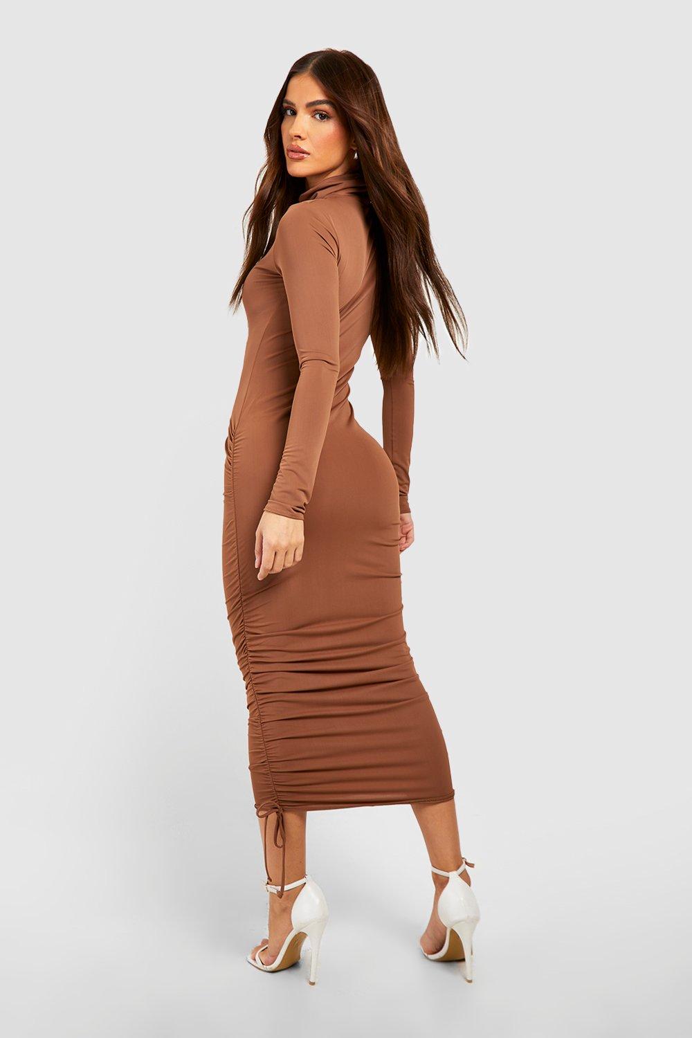 Premium Matte Strakke Geplooide Midaxi Jurk Met Hoge Hals | boohoo