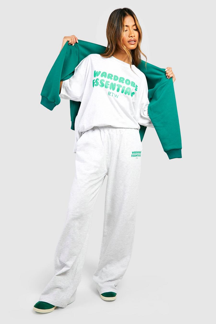 Conjunto de pantalón deportivo y camiseta con eslogan Wardrobe Essentials, Ash grey image number 1