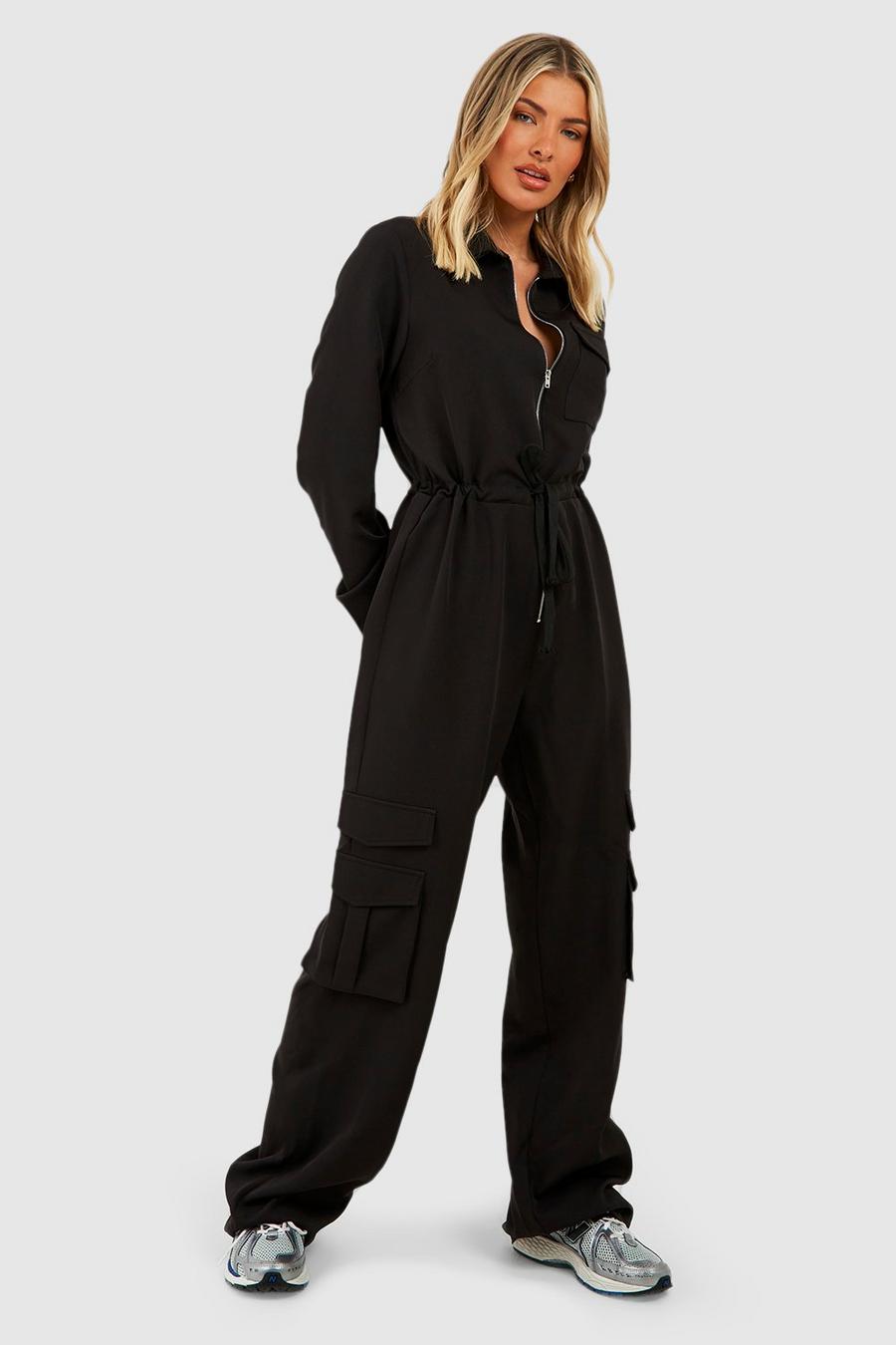 Black Boilersuit i utilitystil med dragsko image number 1