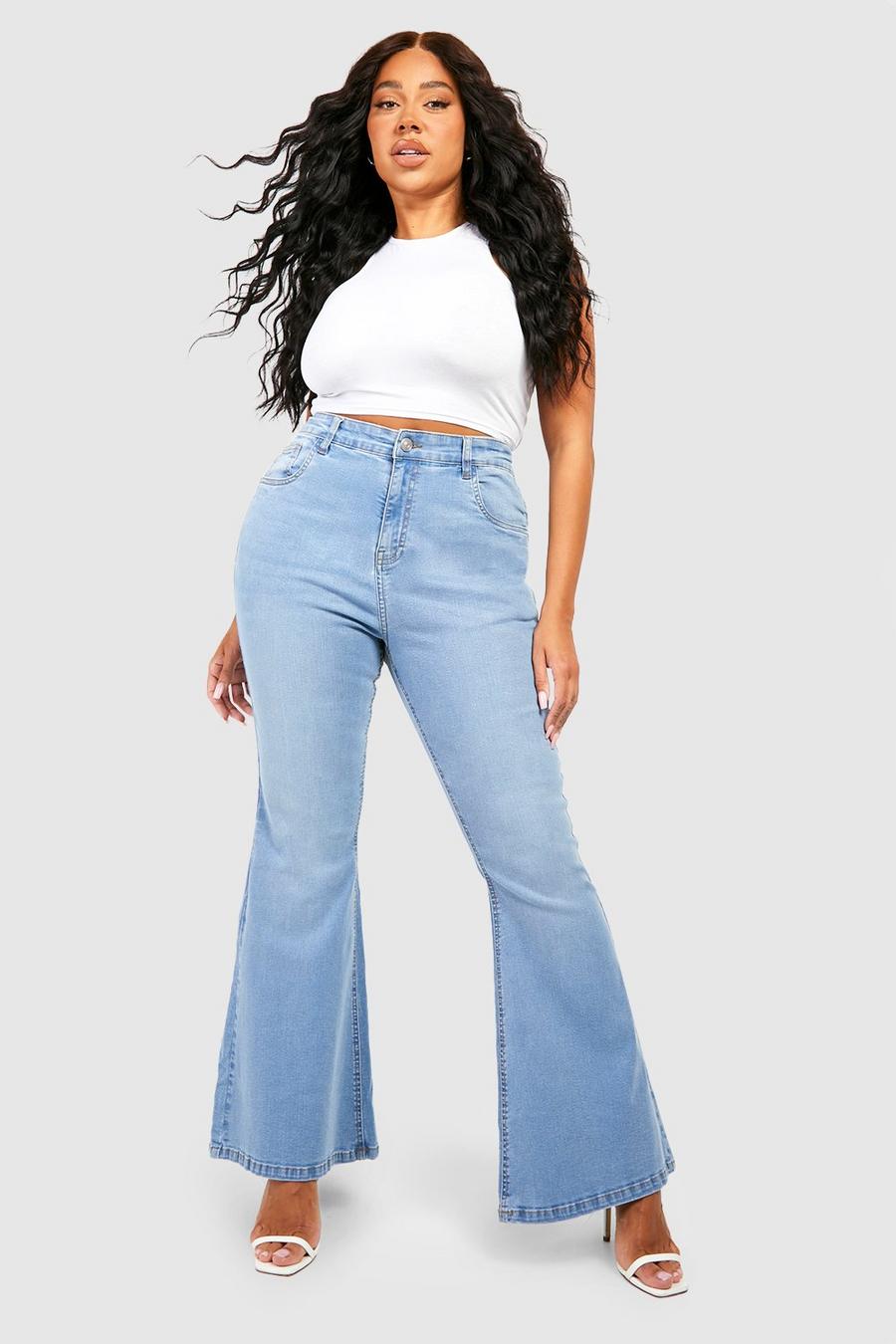 Light wash Plus Flared Stretch Jeans image number 1