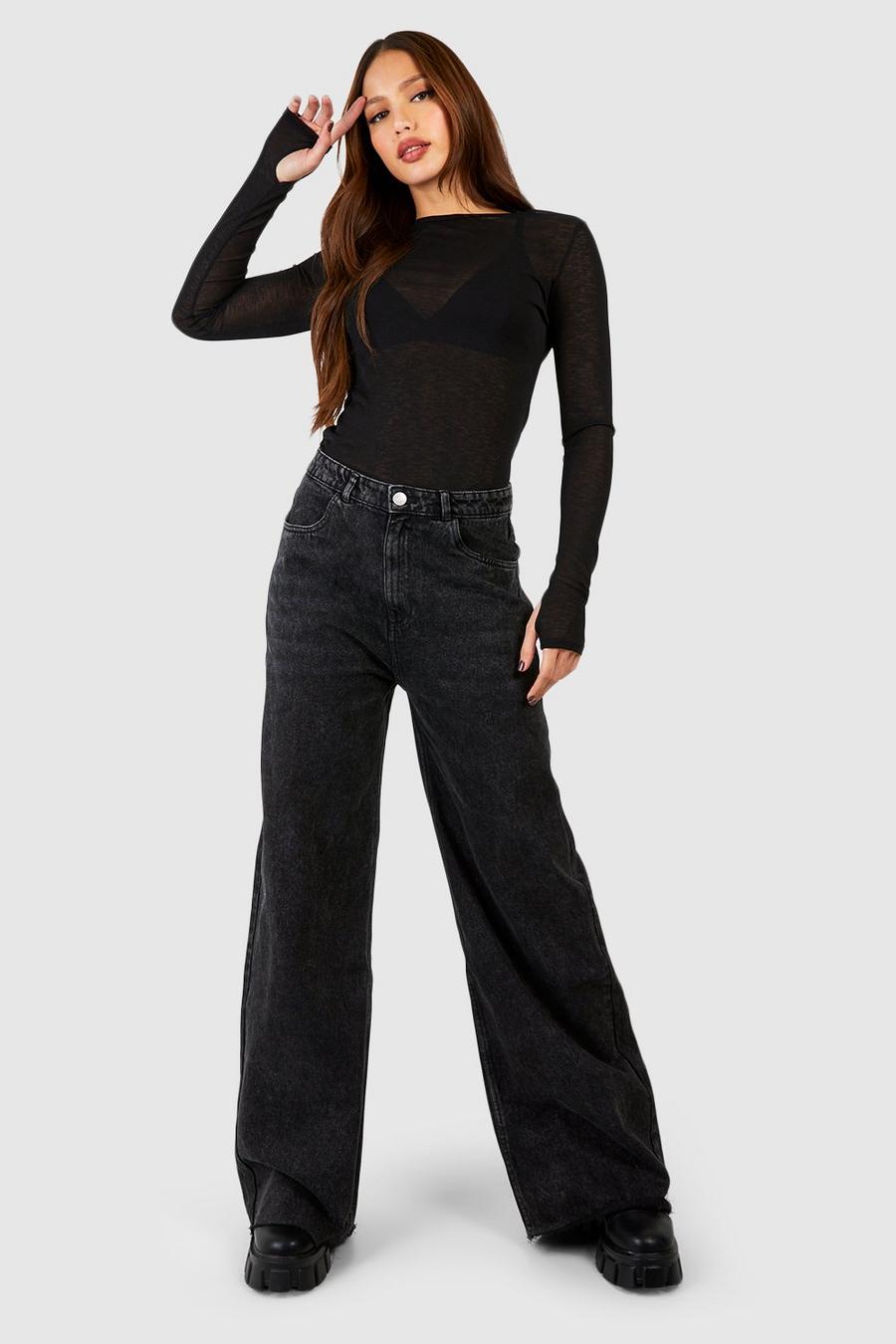 Tall schwarze Jeans mit weitem Bein und rohem Saum, Washed black image number 1