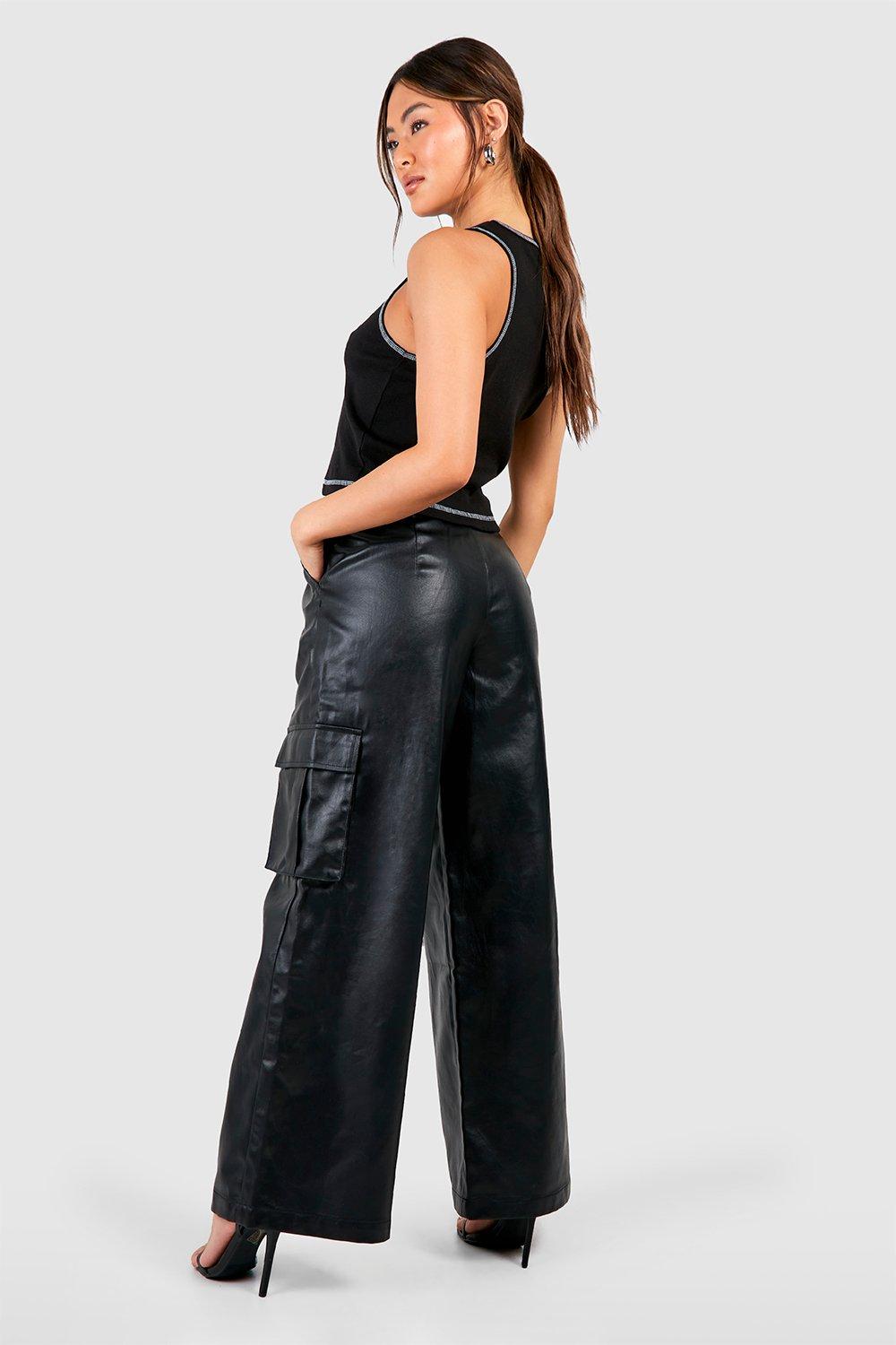 パンツ PU Coated Wide-Leg Cargo Pants PU Coated Wide-Leg Cargo Pants