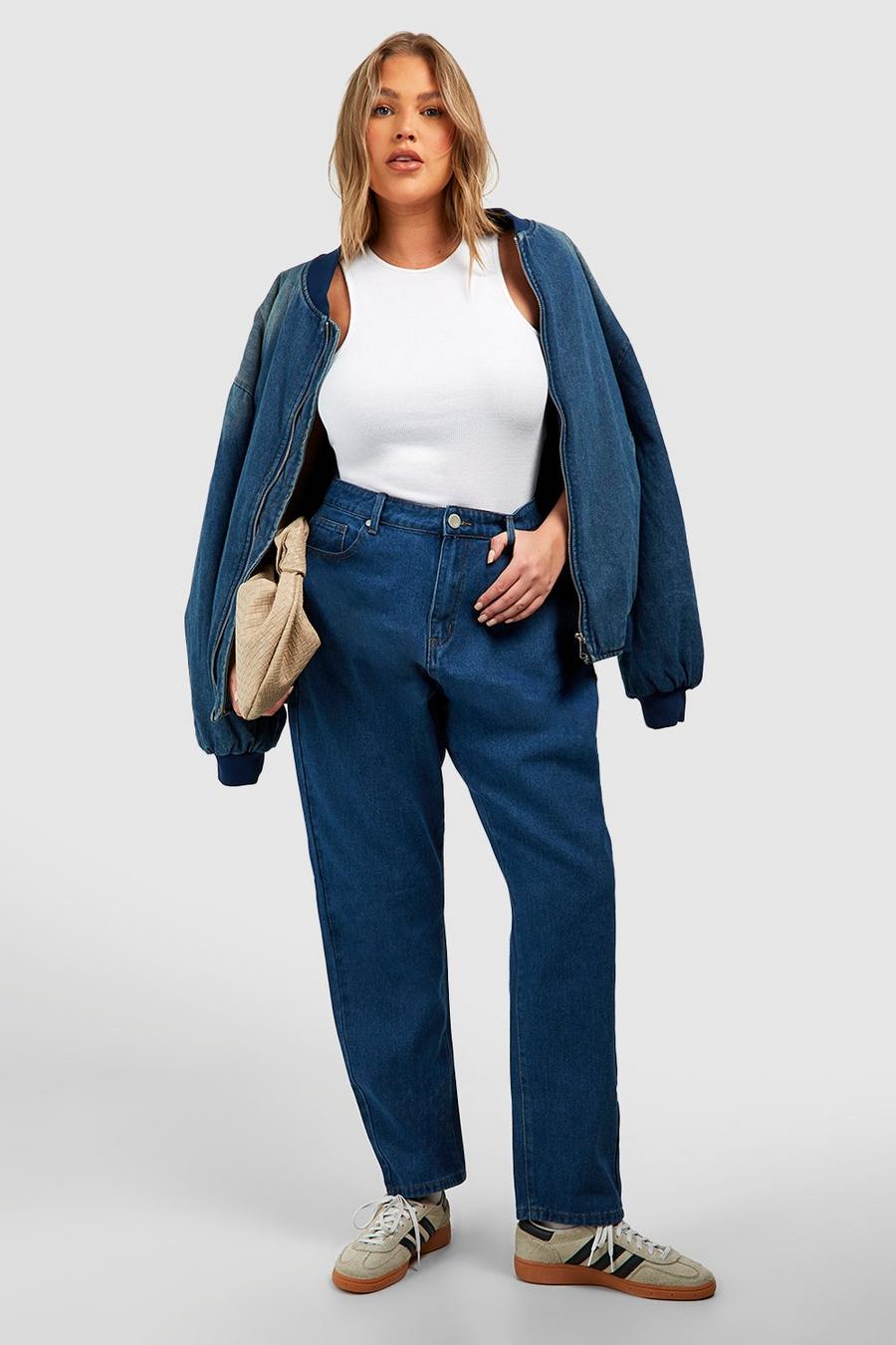 Mid blue Plus Mom jeans med hög midja