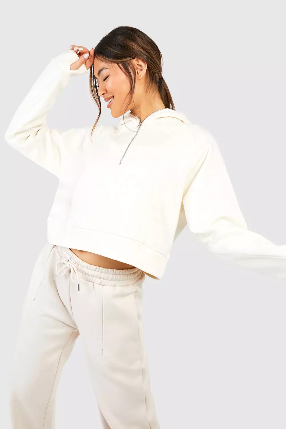 Half zip kangaroo pocket sweatshirt deals