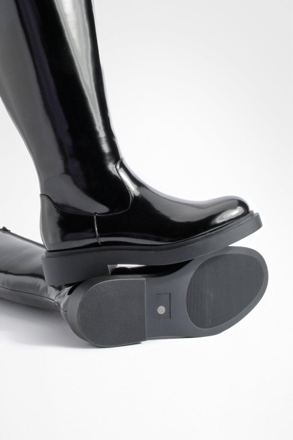 Minimal 2025 rain boots