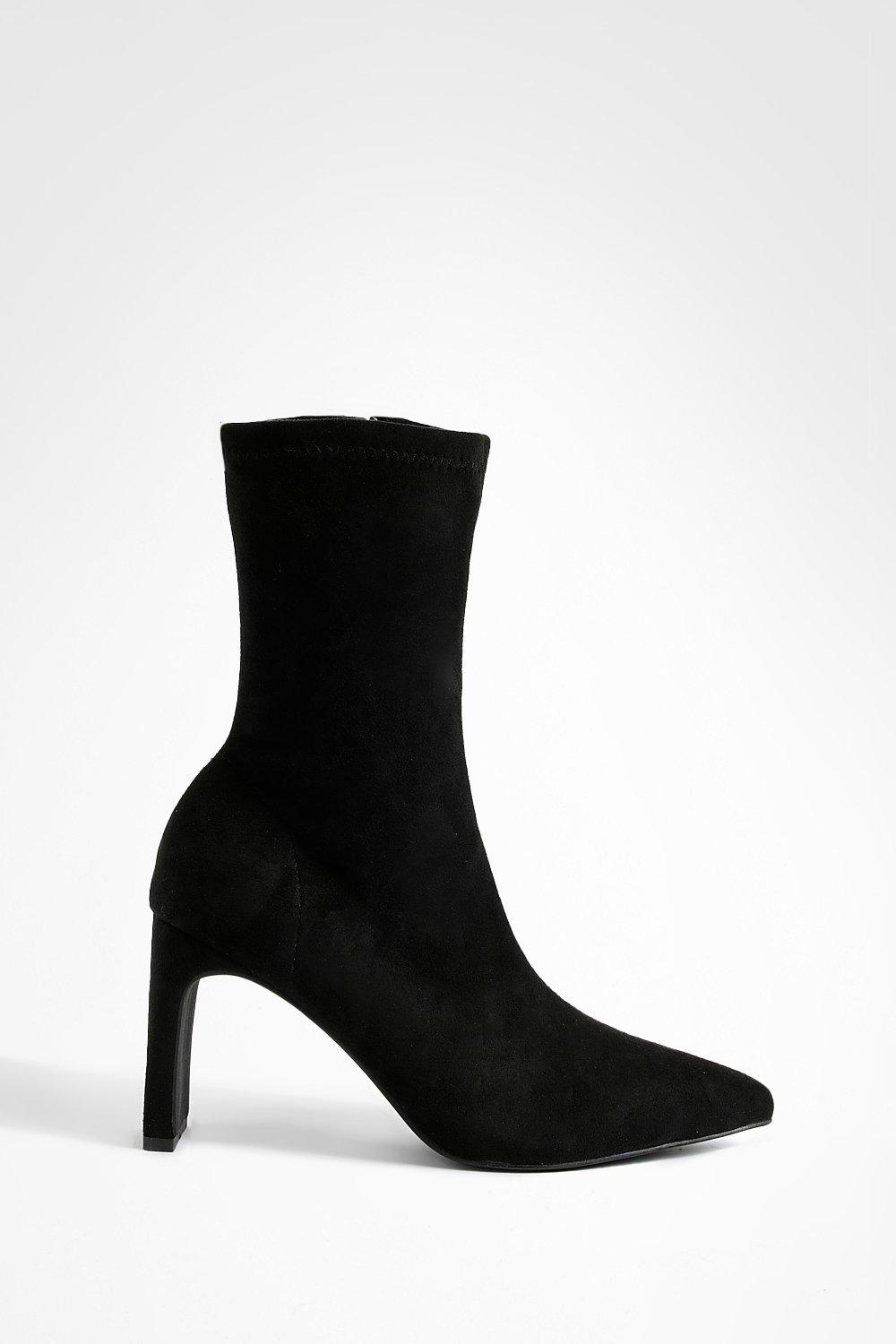 Flat black pointed outlet ankle boots