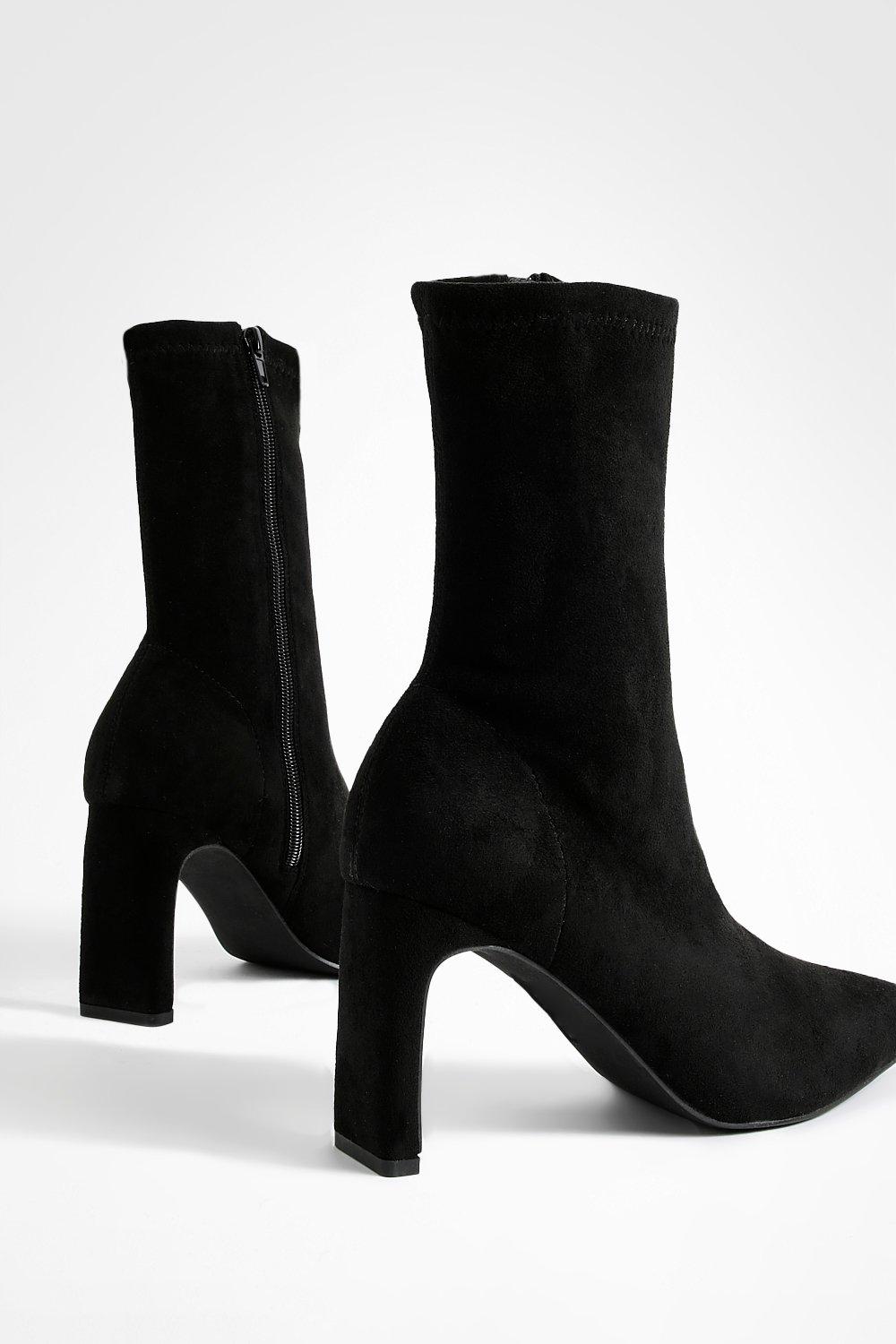 Flat black best sale pointed boots