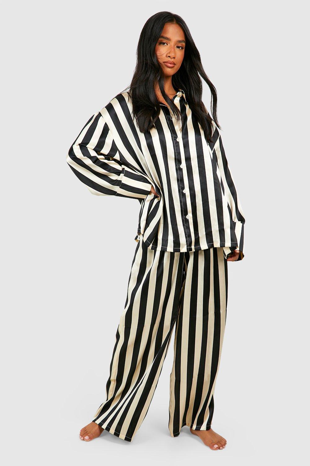Satin pajamas with black stripes