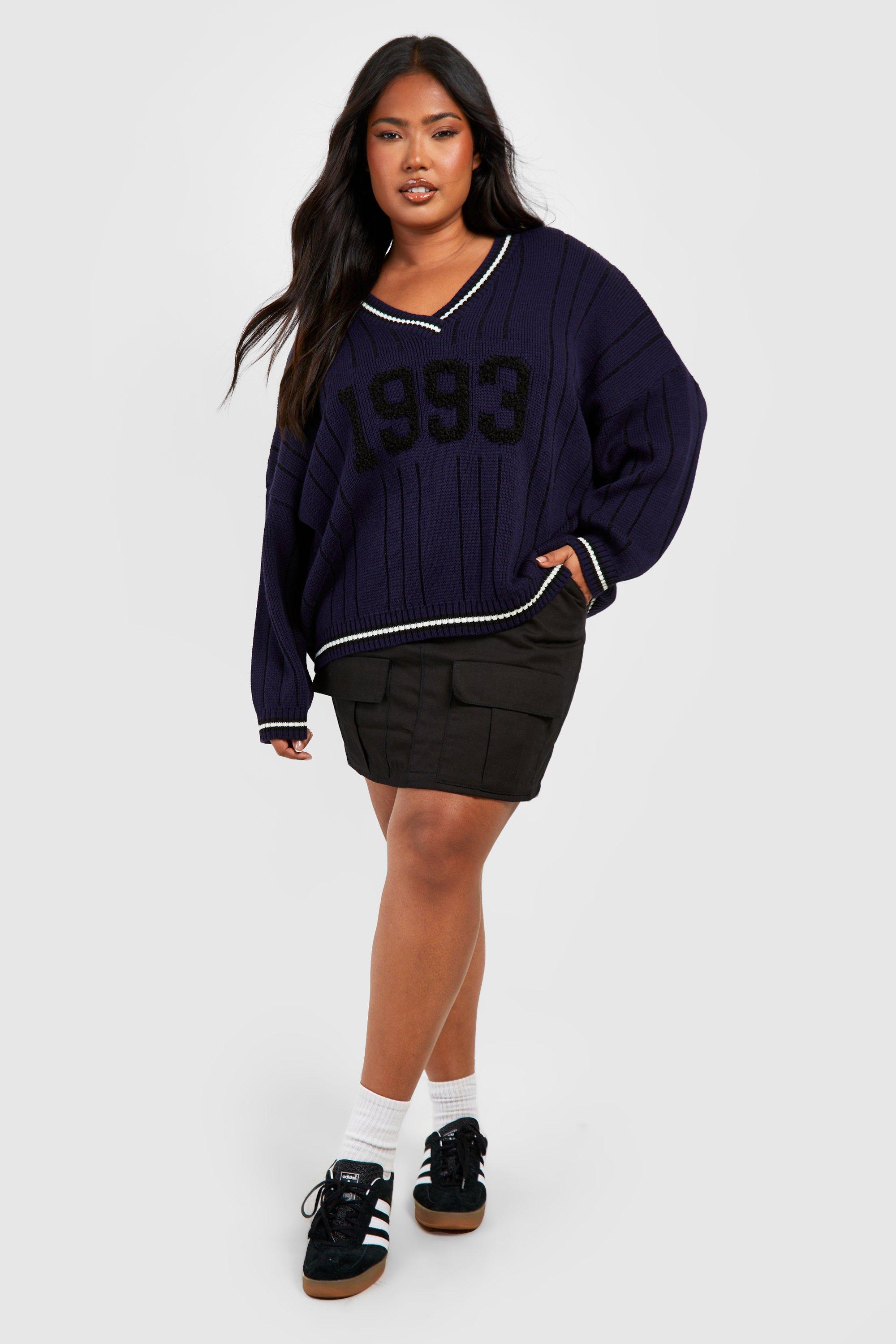 boohoo Plus NYC Varsity Oversized Sweatshirt - Navy - Size 24