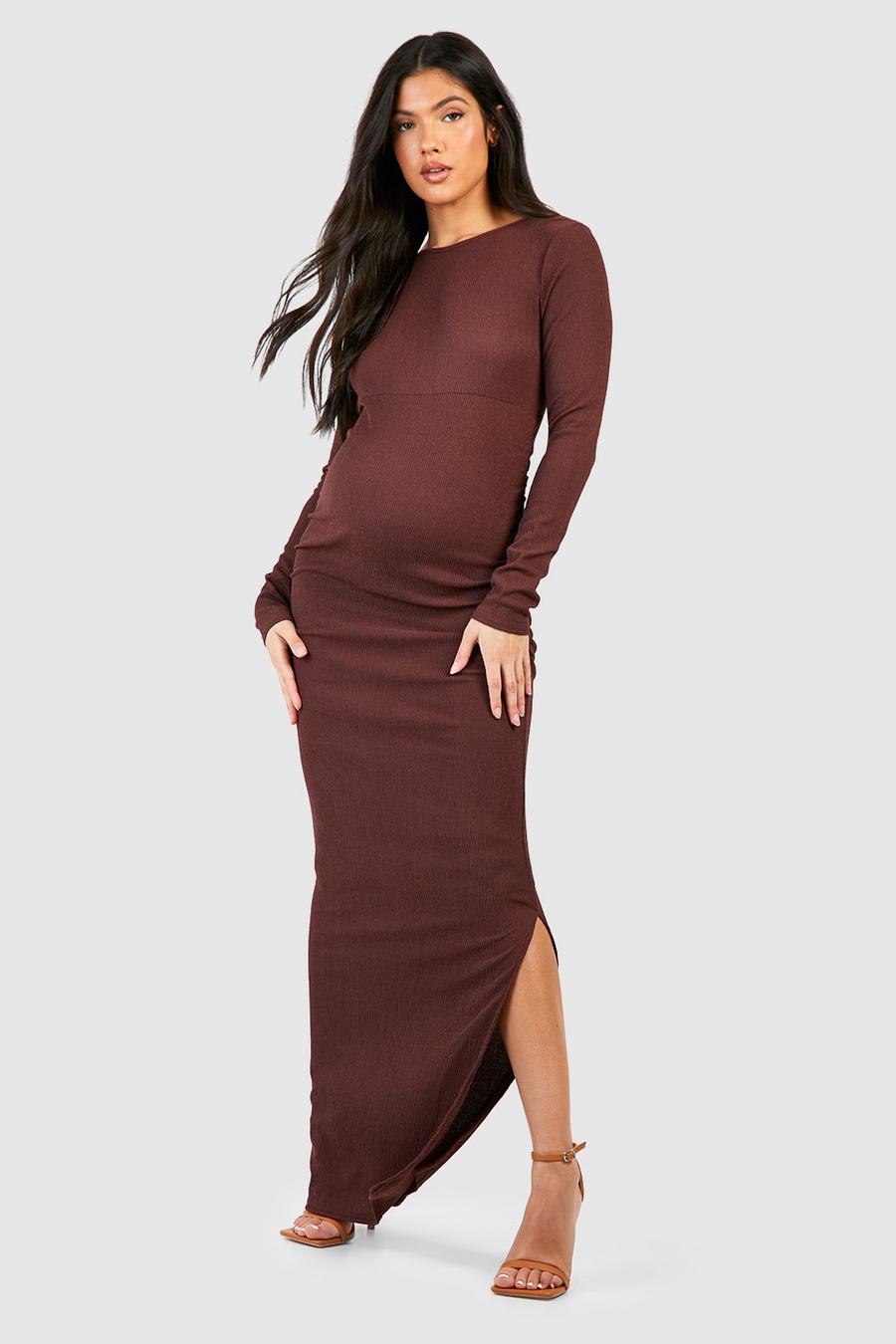 Maternité - Robe longue de grossesse texturée à coutures froncées, Chocolate image number 1