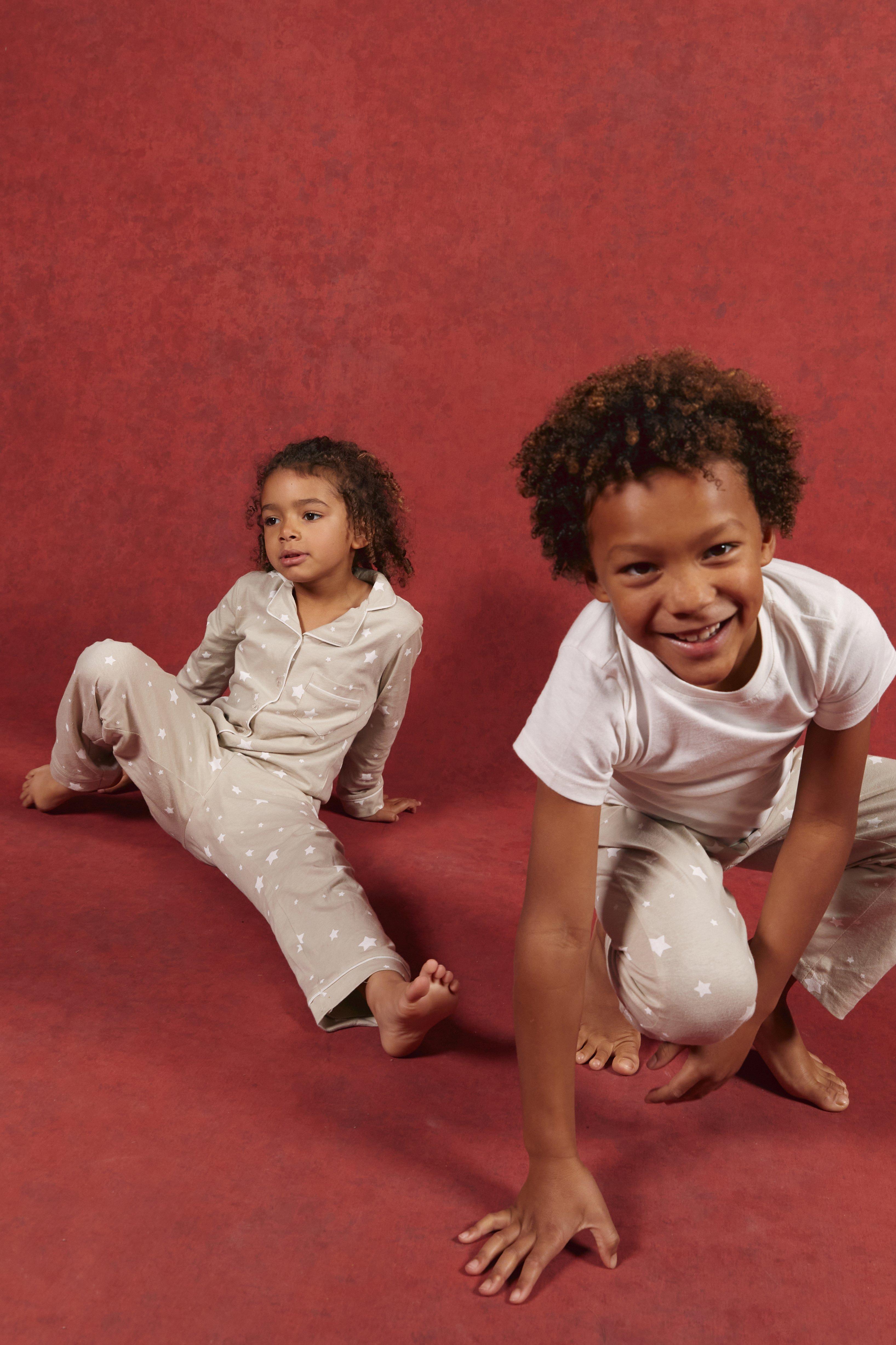 Boohoo matching christmas pyjamas hotsell