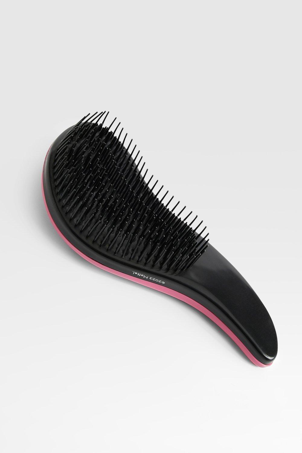 https://media.boohoo.com/i/boohoo/gzz73976_pink_xl_2/female-pink-barbie-glitter-detangling-hairbrush-