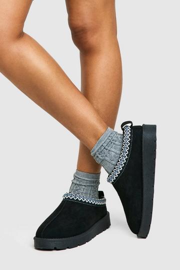 Embroidered Cosy Mules black