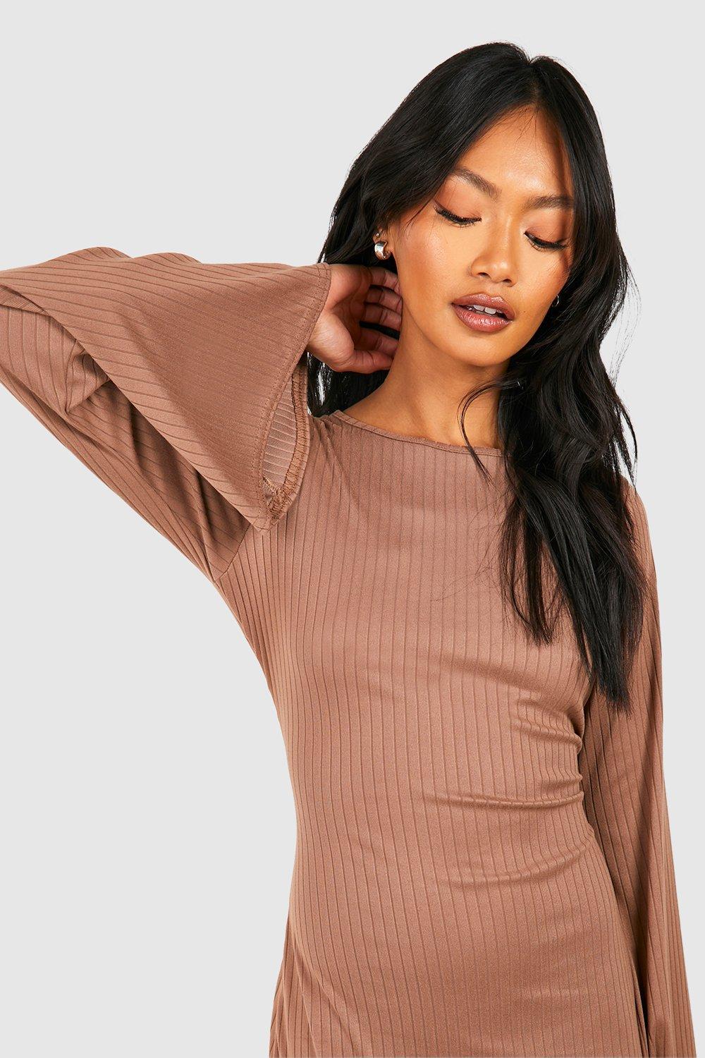 https://media.boohoo.com/i/boohoo/gzz74461_camel_xl_3/female-camel-rib-knit-flare-sleeve-midaxi-dress