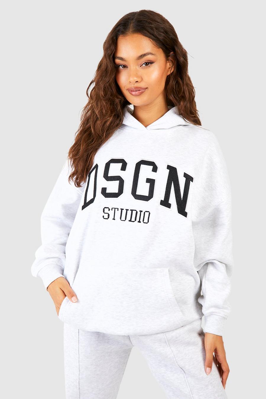 Ash grey Dsgn Studio Oversize hoodie med applikation image number 1