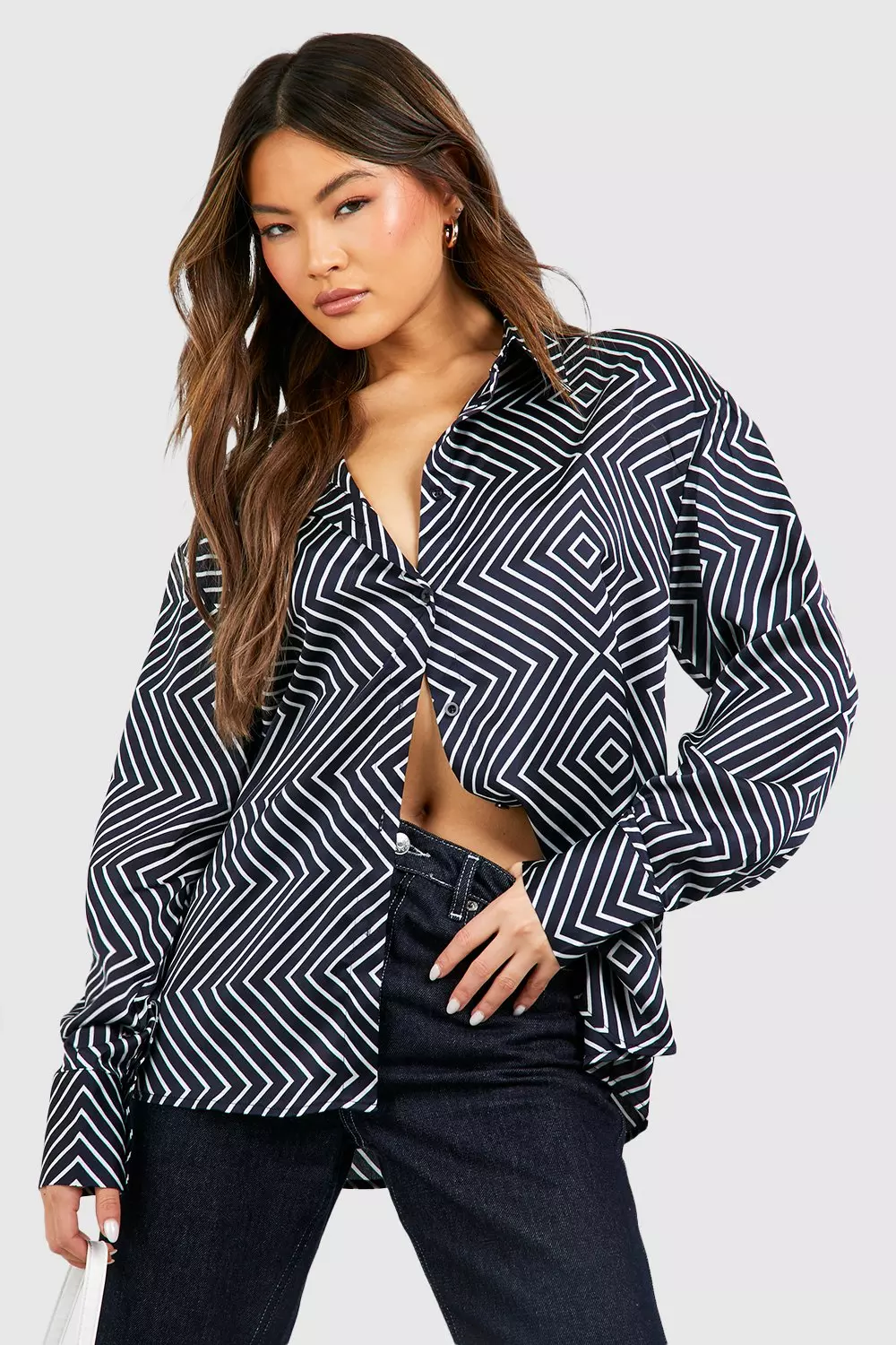 White Satin Thin Diagonal Stripe Shirt alternative image