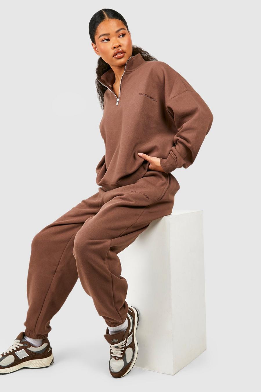 Petite Sweatshirt-Trainingsanzug mit halbem Reißverschluss, Chocolate image number 1