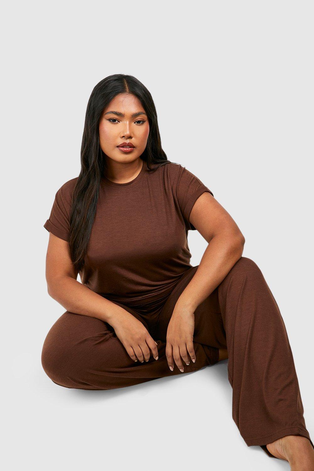 Boohoo wedding guest hot sale dresses plus size