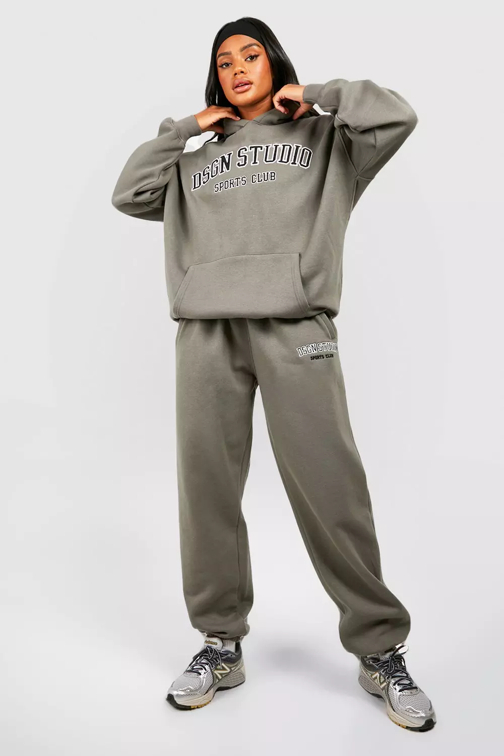Khaki Dsgn Studio Applique Oversized Jogger alternative image
