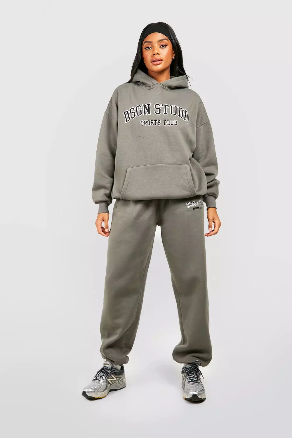 Khaki Dsgn Studio Applique Oversized Jogger alternative image