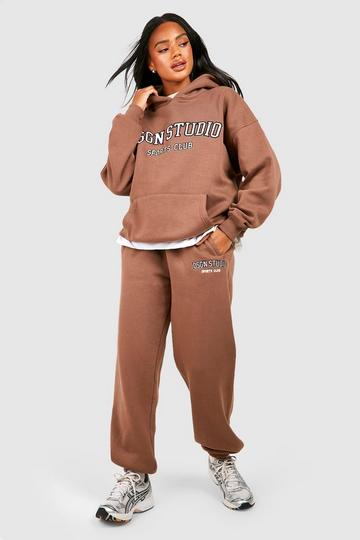 DSGN Studio Applique Oversized Jogger mocha