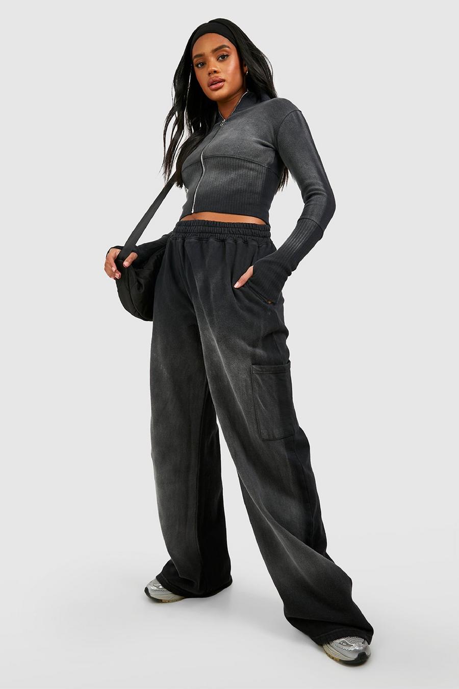 Pantalón deportivo de pernera ancha con bolsillos cargo desteñido, Charcoal image number 1