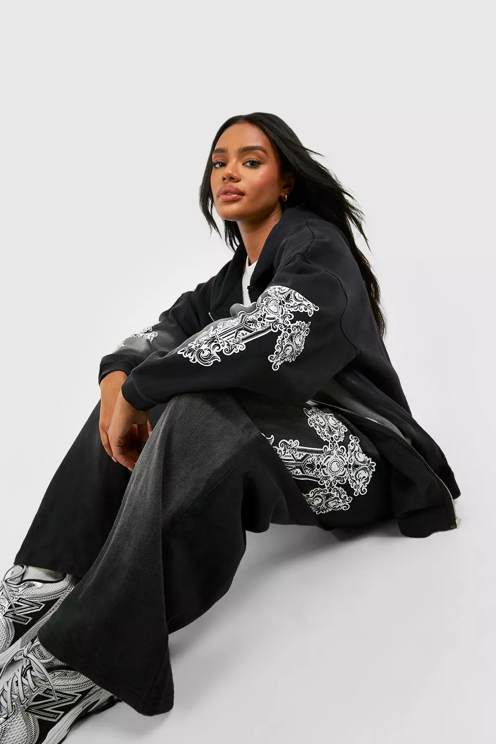 Charcoal Washed Cross Print Wide Leg Jogger alternative image
