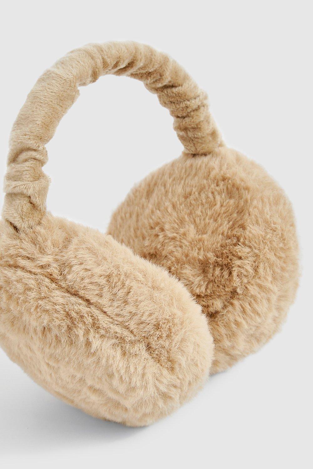 Cache-oreilles en fausse fourrure, Collection 2023