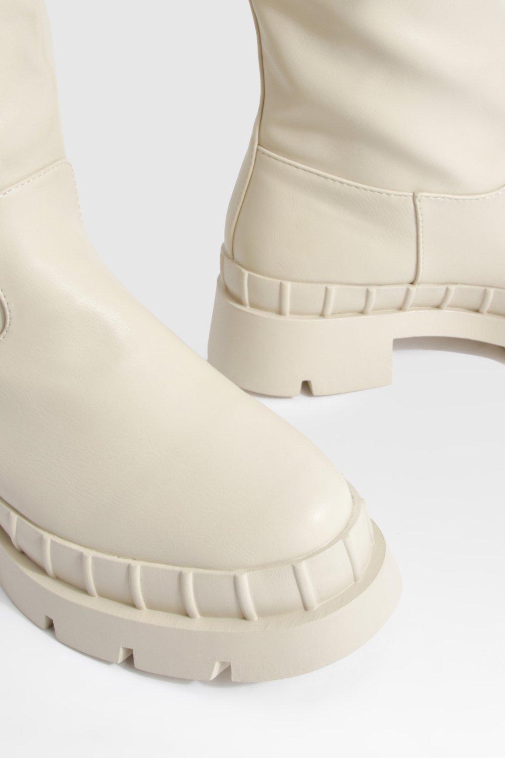 White hotsell boots boohoo