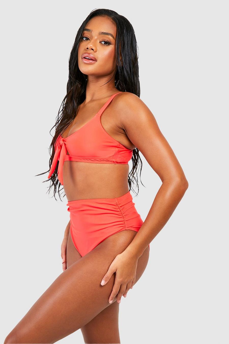 Red Bikini med hög midja och knytdetaljer image number 1