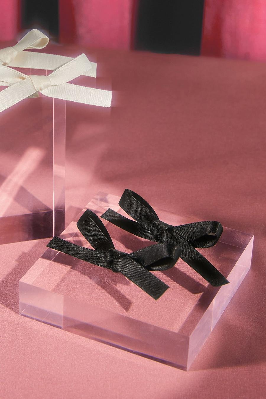 Black Bow Hair Clips image number 1