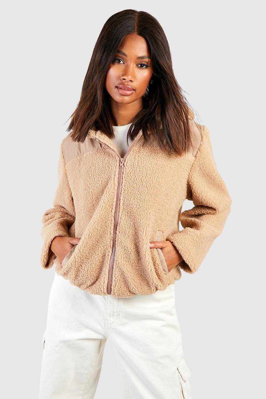 Chaqueta de pelo sintético con capucha, Beige