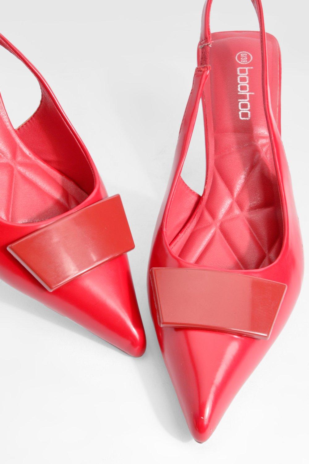 Scarpe con tacco basso a punta e slingback