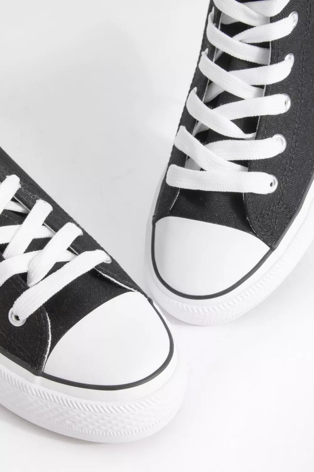 Black Platform High Top Lace Up Trainers    صورة بديلة
