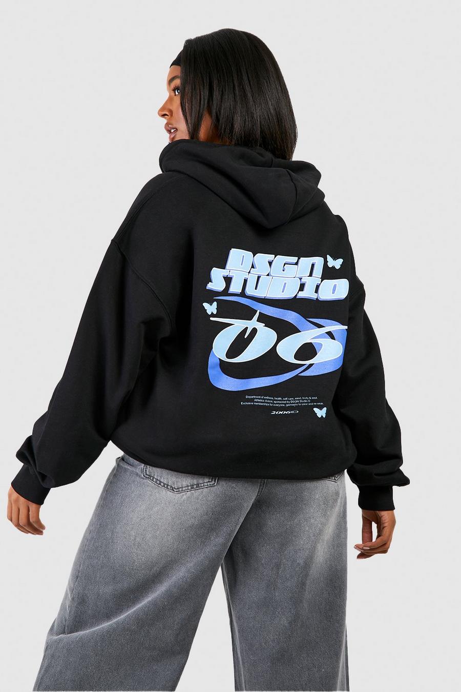 Black Plus Dsgn Studio Oversize hoodie med tryck på ryggen image number 1