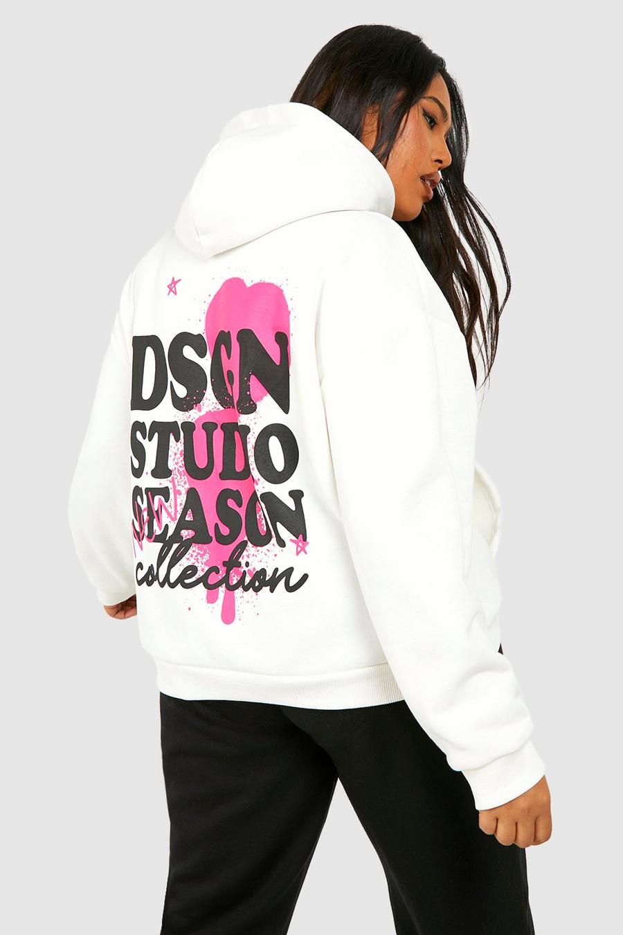 Ecru Plus Dsgn Studio Hoodie Met Rugopdruk