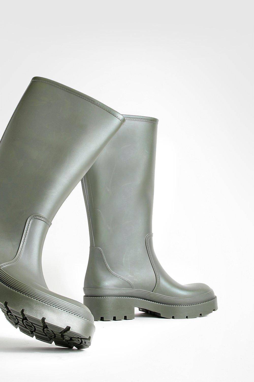 Knee shop high wellies