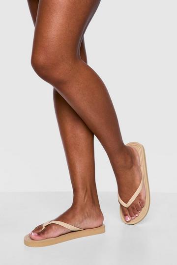 Wide Width Round Toe Flip Flops nude