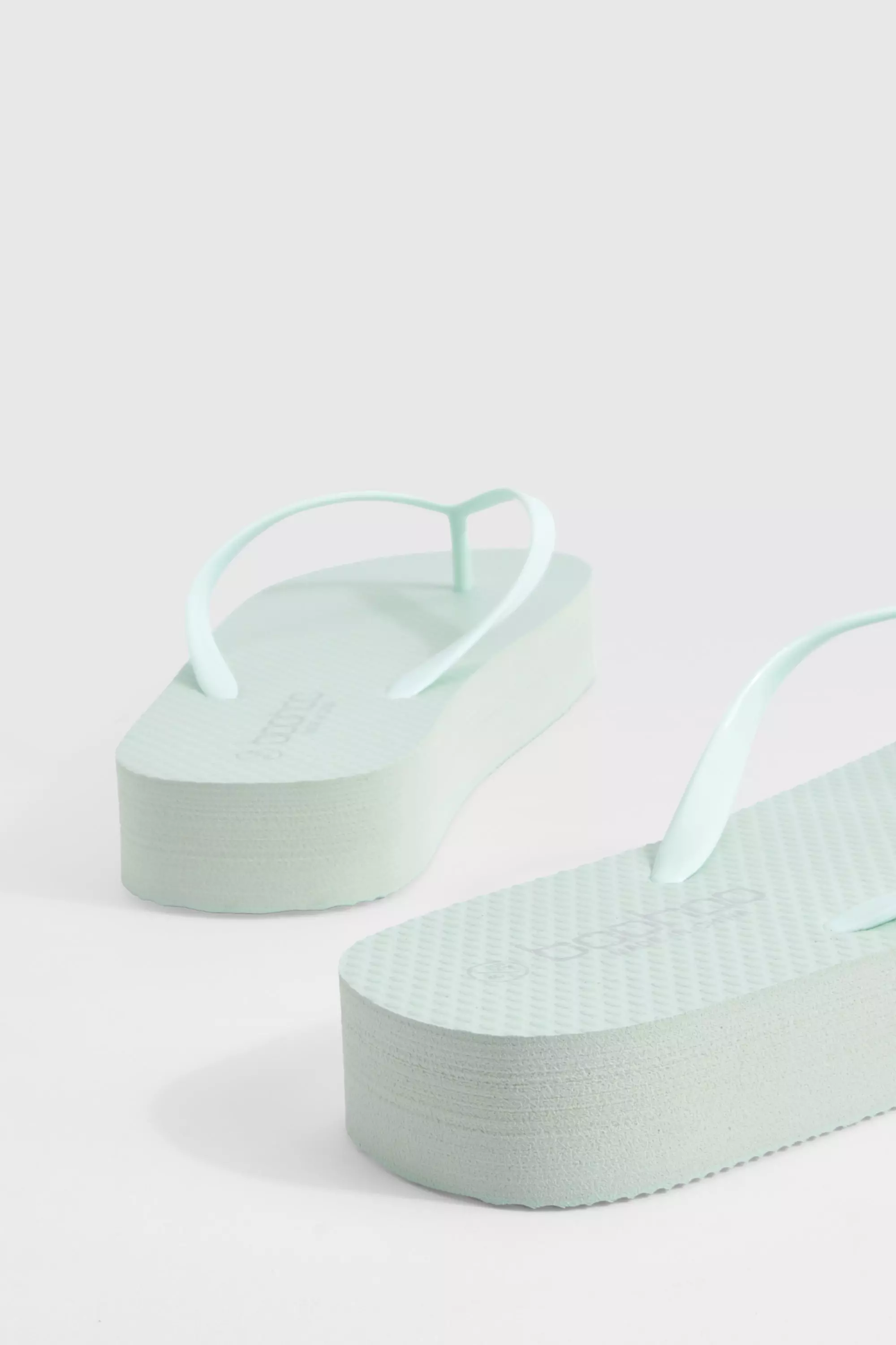 Turquoise Round Toe Platform Flip Flops           alternative image