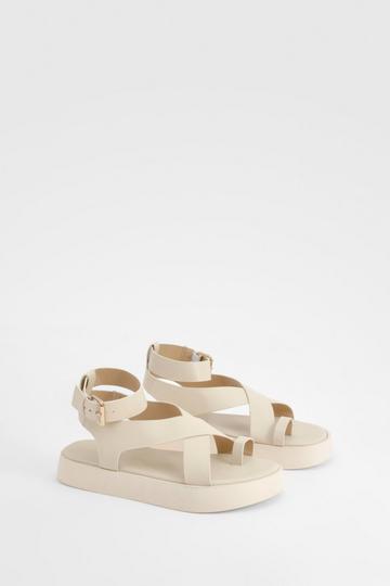 Toe Loop Chunky Sandals ecru