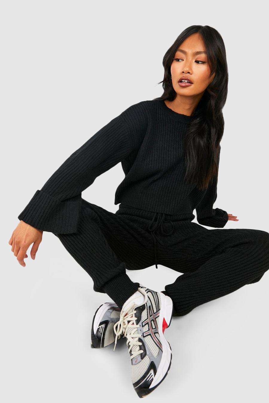 Black Cuff Detail Oversized Jumper And Cuffed Jogger Set image number 1