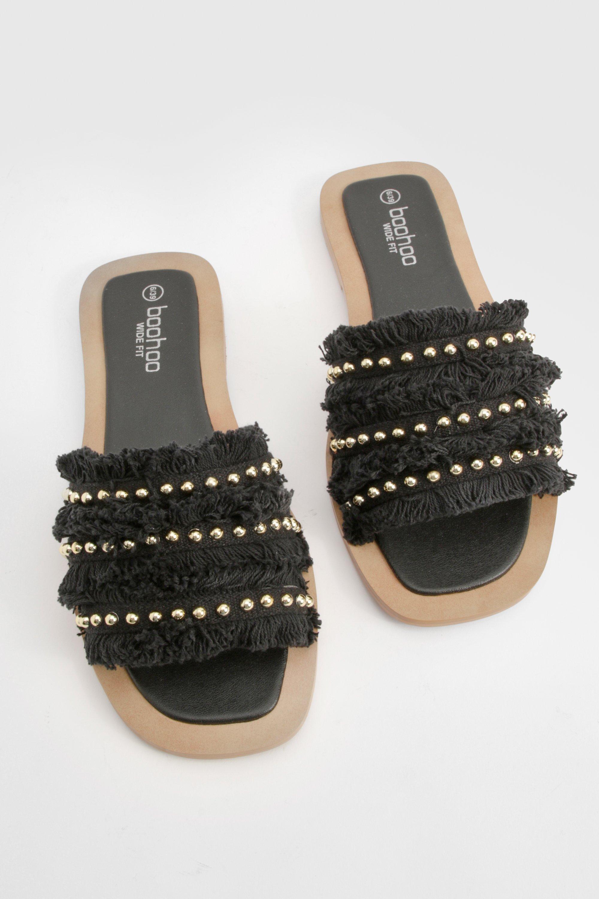 Black holiday sandals store