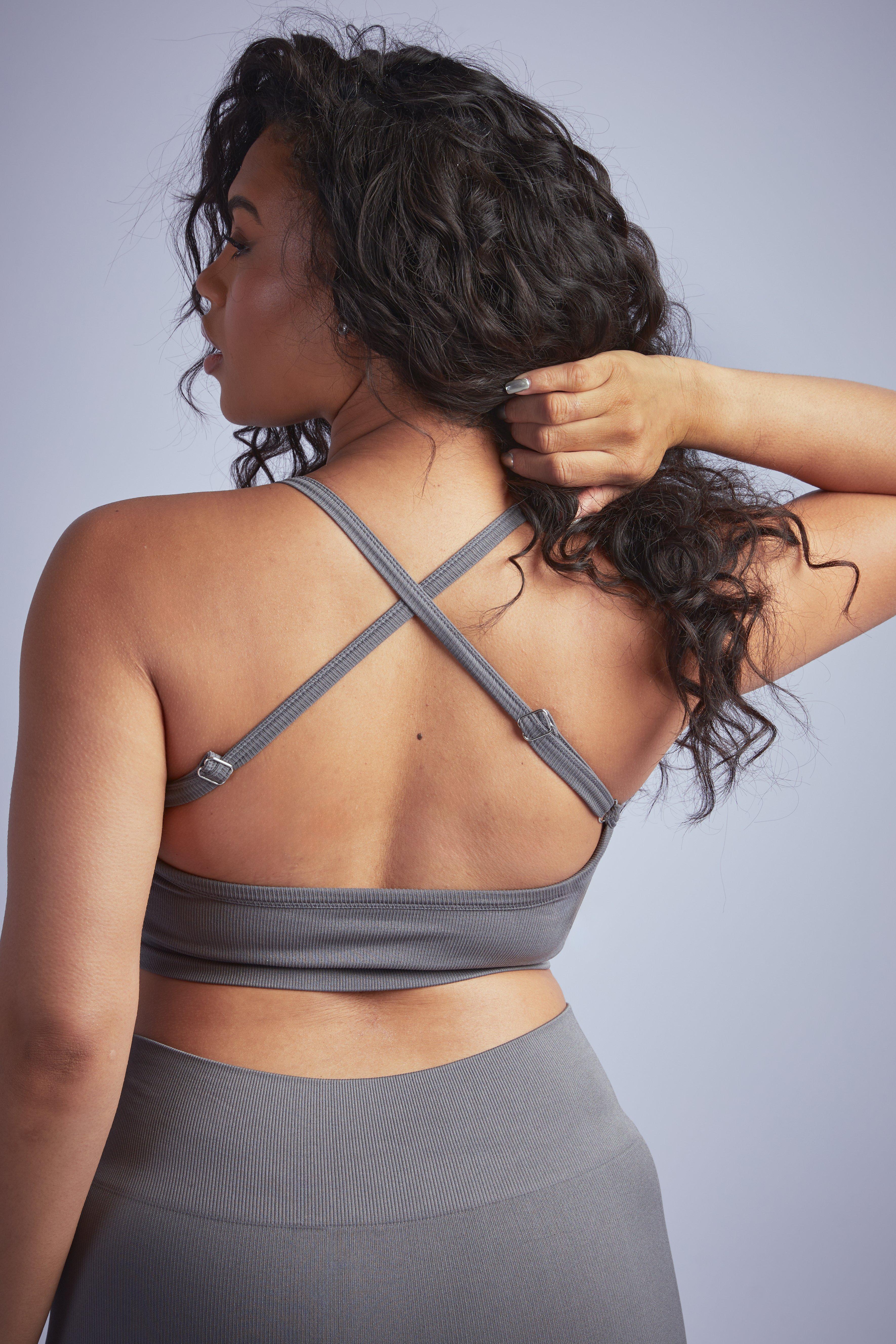 Plus Seamless Rib Plunge Cross Back Sports Bra boohoo USA