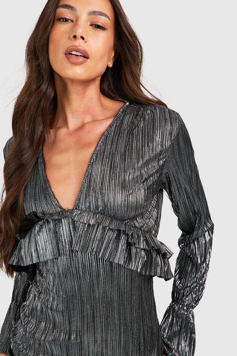 Vestito maxi plissettato a maniche lunghe con dettagli arricciati boohoo IT