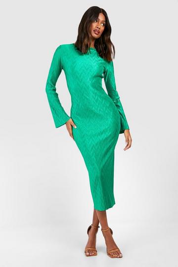 Green Wave Plisse Flare Sleeve Midi Dress