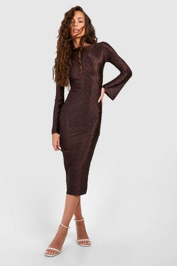 Wave Plisse Flare Sleeve Midi Dress chocolate