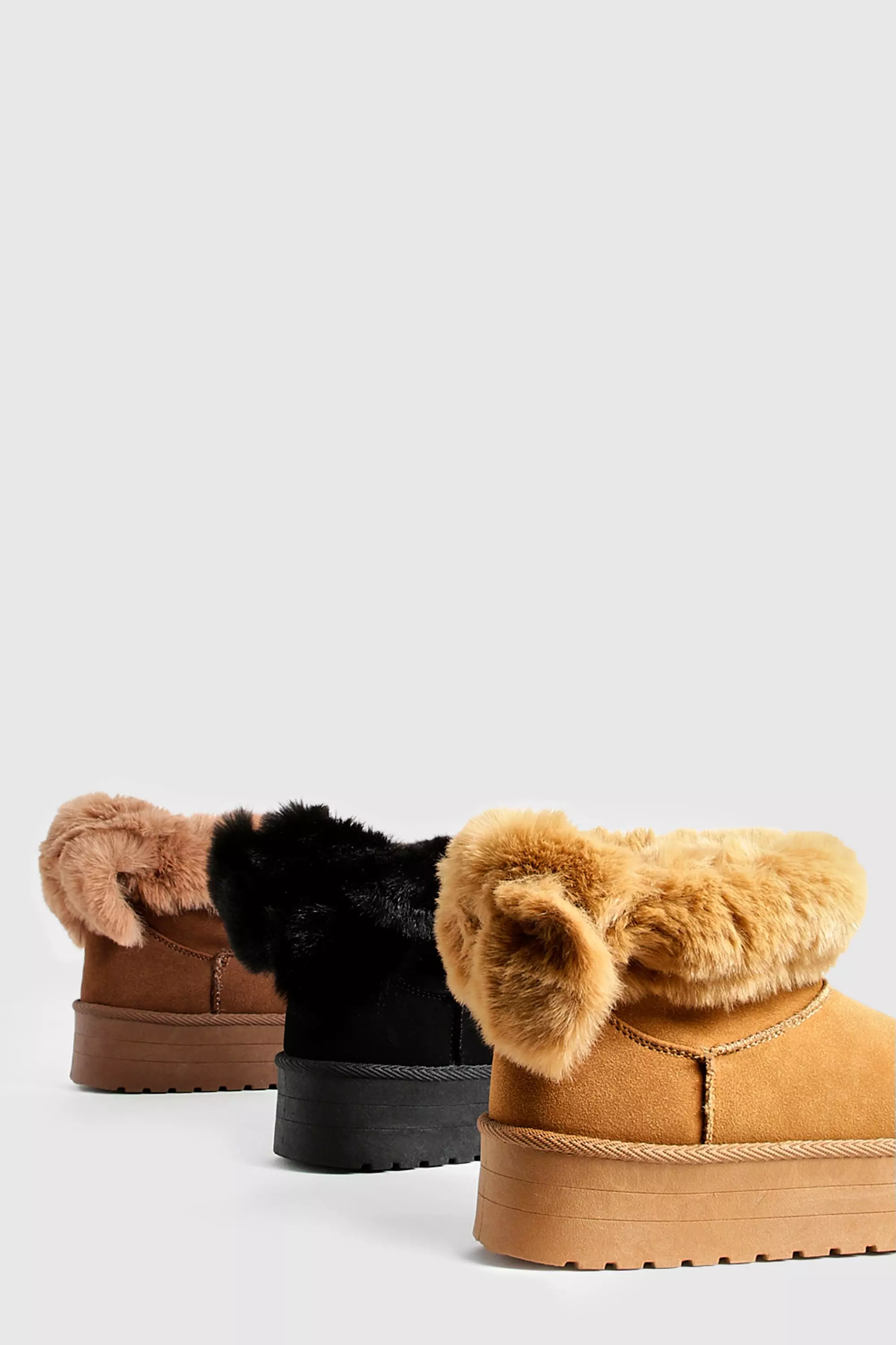 Black Fur Trim Platform Mini Cosy Boots      alternative image