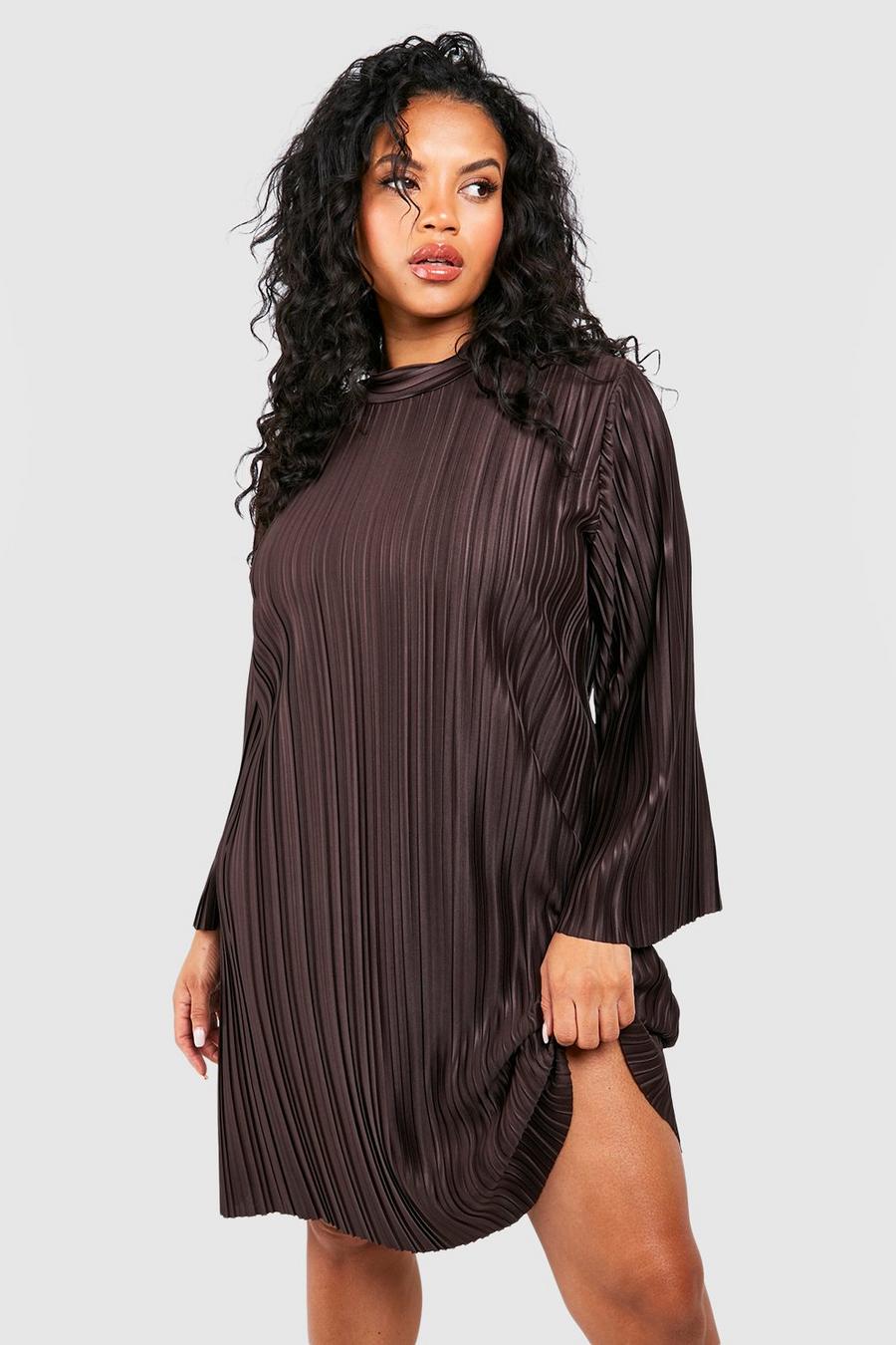 Chocolate brown Plus Plisse Flared Sleeve Shift Dress
