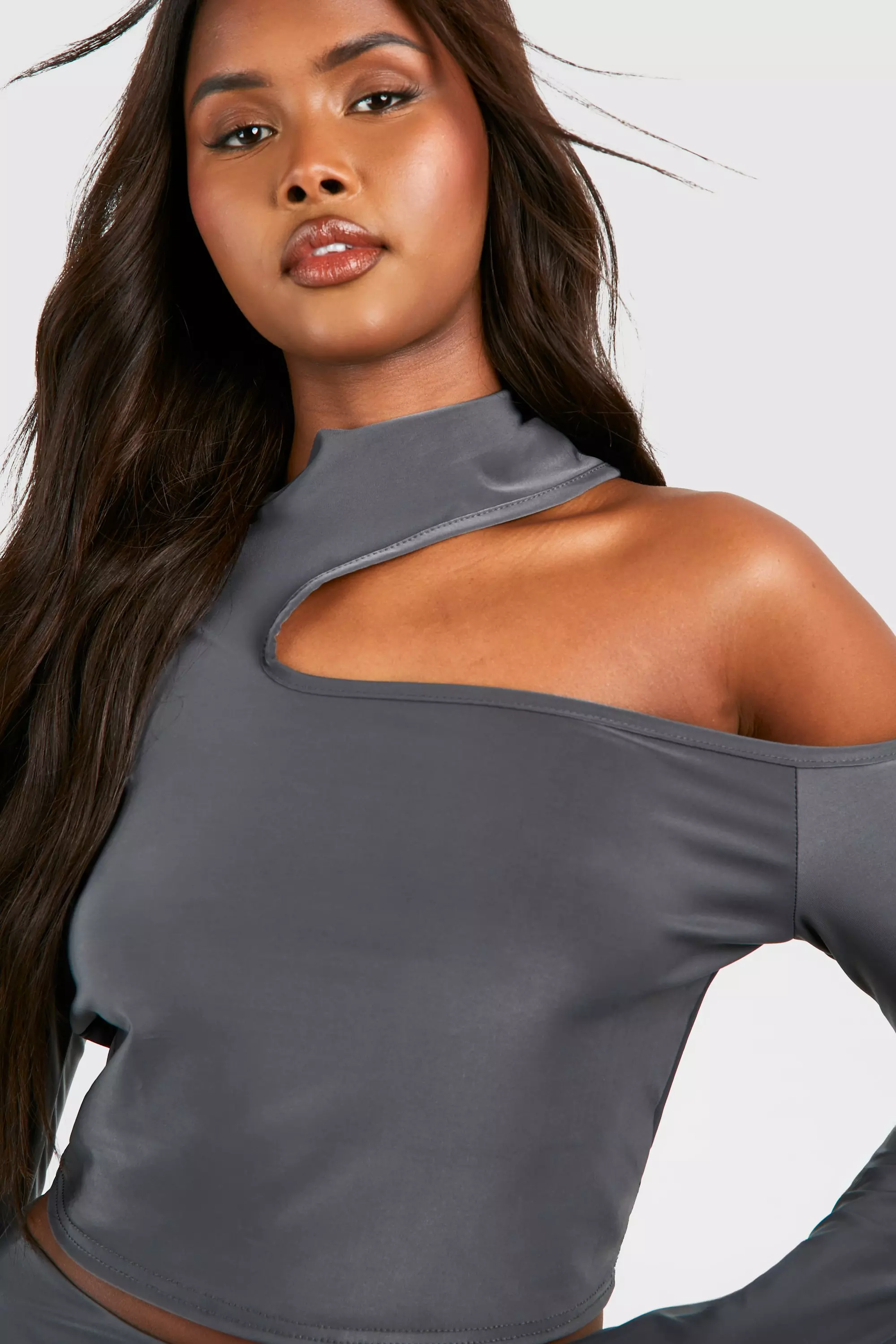 Slate High Neck Cut Out Long Sleeve Top & Flared Trouser صورة بديلة