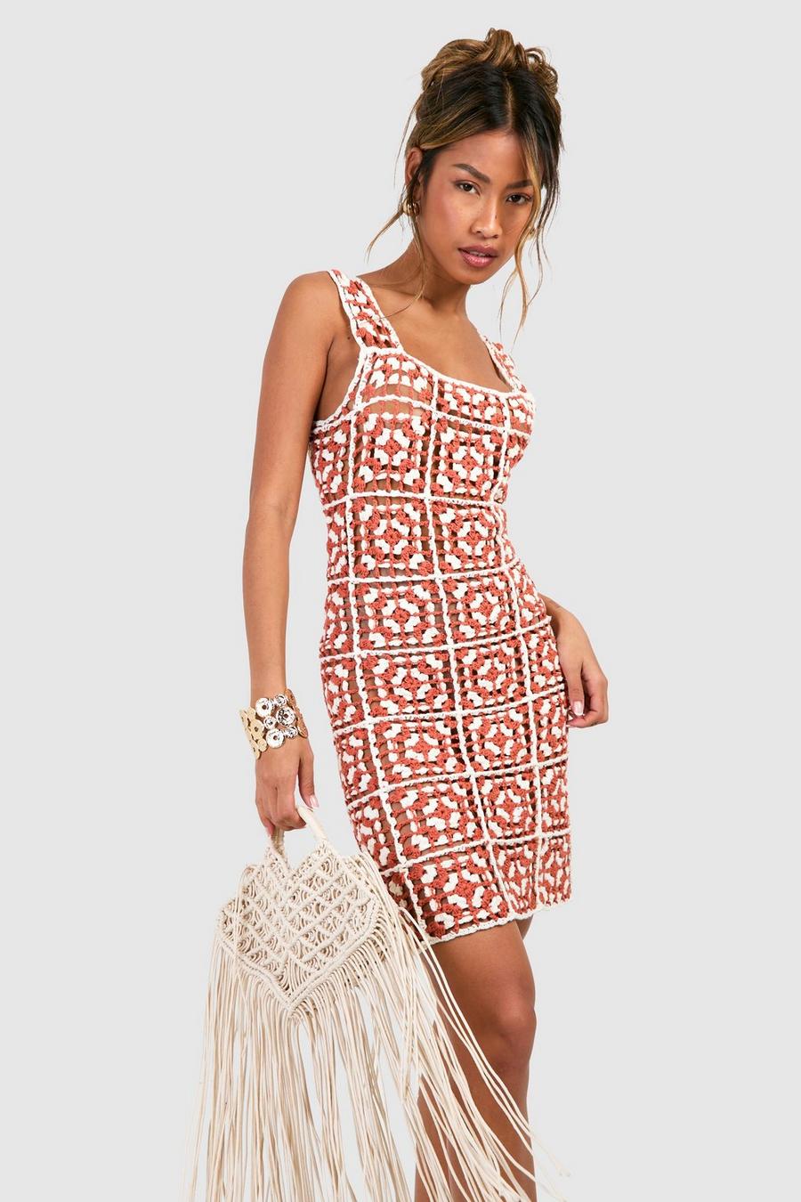Vestido mini recto de croché Premium con retazos, Terracotta